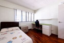 Blk 405 Hong Kah Court (Jurong West), HDB Executive #557729041